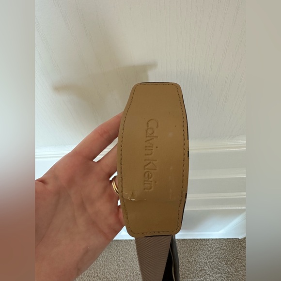 Calvin Klein Cross Body Bag - Picture 4 of 4